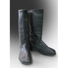 Сапоги яловые с резиновой подошвой, выпуска 1940-х годов. Размер -  41 и 44
